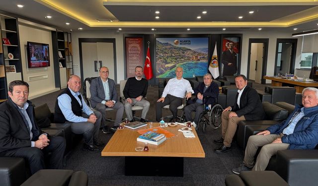 Başkan Yardımcısı Servet Ünlü’den Sevindirici Haber: Belediyeye Moral Ziyareti