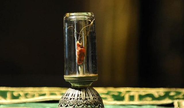 Türkiye'deki Sakal-ı Şerif Sayısı Merak Konusu Oldu