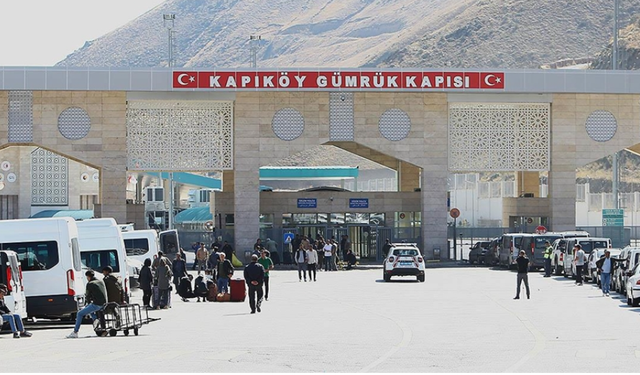 Türkiye-İran Sınır Kapılarında Günübirlik Geçişler Durduruldu