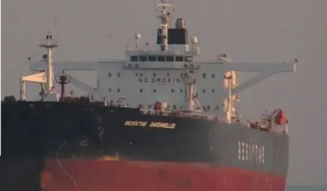 140 Bin Ton Petrol Yüklü Türk Tankerine Dron İsabet Etti