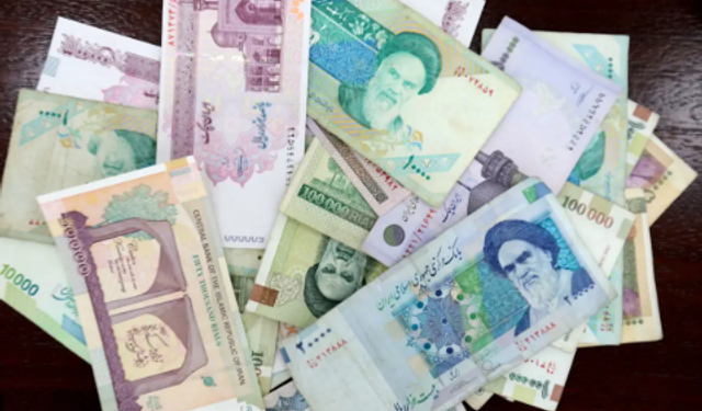 İran'da Savaş Gölgesinde Asgari Ücrete Yüzde 60 Oranında Zam Yaptı