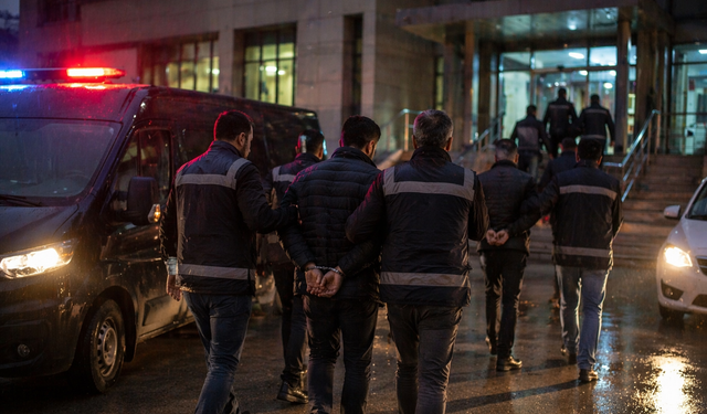 Ataşehir Belediyesi’ne yolsuzluk operasyonu: Başkan dahil 18 kişi gözaltında