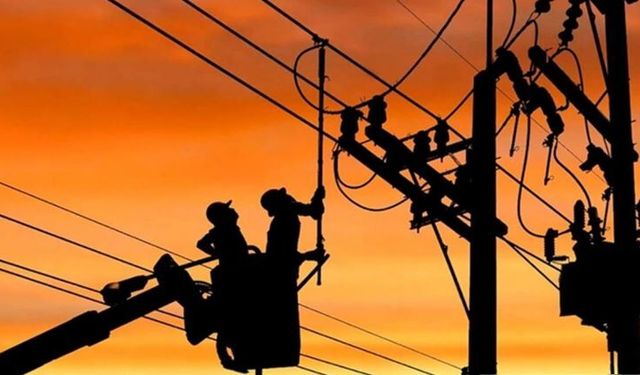 Alanya’da Geniş Kapsamlı Elektrik Kesintisi: Vatandaş ve Esnaf Tepkili