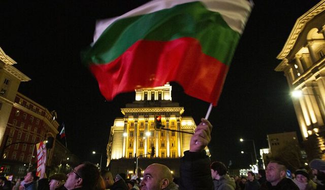 Radev’in Koalisyonu Seçimi Farkla Kazandı