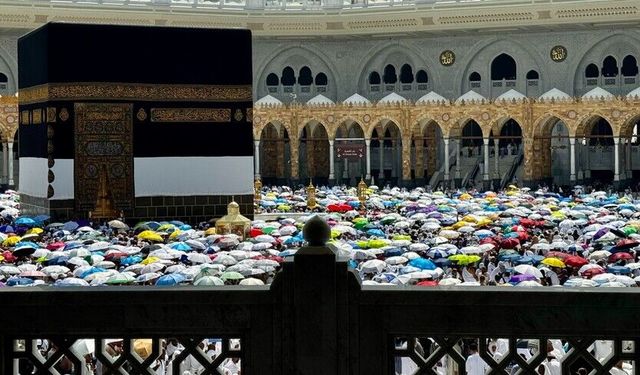 Suudi Arabistan’dan Hac Açıklaması: “Herhangi Bir Sağlık Tehdidi Yok”
