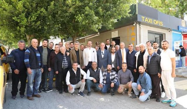 Özdeniz Taksi’den Yeni Durak Kulübesi İçin Teşekkür Kahvaltısı