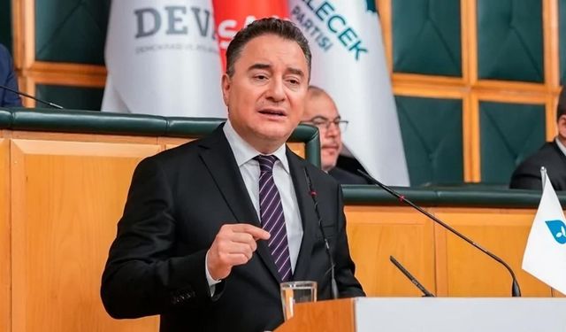 Ali Babacan’dan İktidar ve Muhalefete “Transfer” Eleştirisi