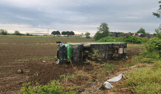 Çanakkale Yolunda Tur Otobüsü Devrildi: 46 Kişi Yaralandı