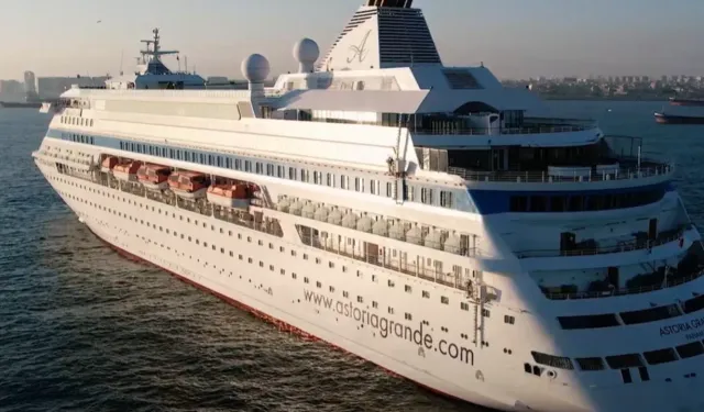 Antalya Turizminde Kruvaziyer Hareketliliği: Queen Victoria Tanıtıldı
