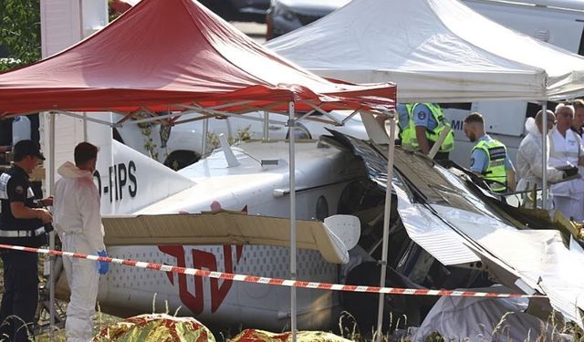 Fransa'da Eğitim Uçağı Düştü: 11 Kişi Hayatını Kaybetti