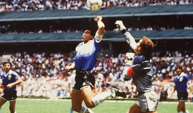 Meksika'daki Bir Mağazadan Futbol Tarihine: Maradona'nın Efsane Formasının Hikâyesi