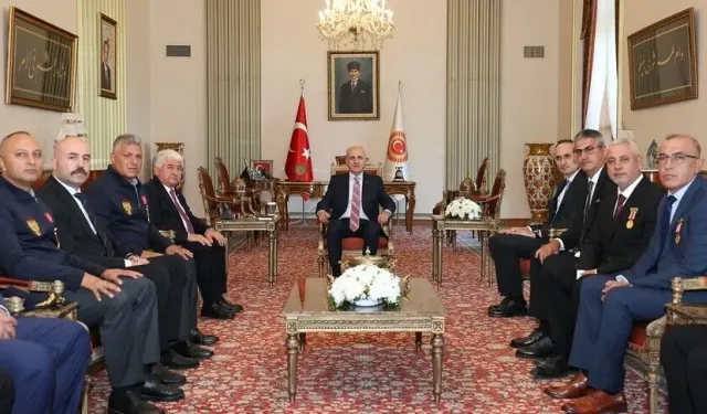 TBMM'de 15 Temmuz Gazilerine Vefa: Kurtulmuş'tan Teşekkür Beratı