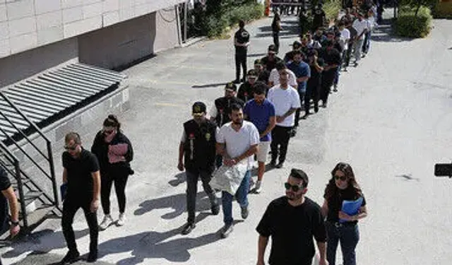 19 İlde 116 Milyon Liralık İnternet Dolandırıcılığı: 53 Şüpheli Tutuklandı