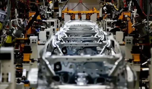 Opel 26 Yıl Sonra Türkiye'de Üretime Dönüyor