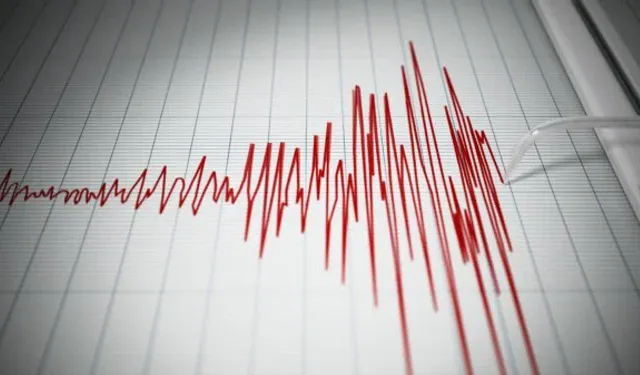 İstanbul'da Art Arda İki Deprem
