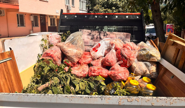 Kepez’de Gıda Deposuna Denetim: 152 Kilo Et Ele Geçirildi