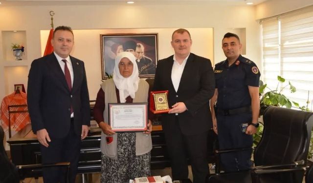 Antalya’lı Hayırseverden Örnek Davranış