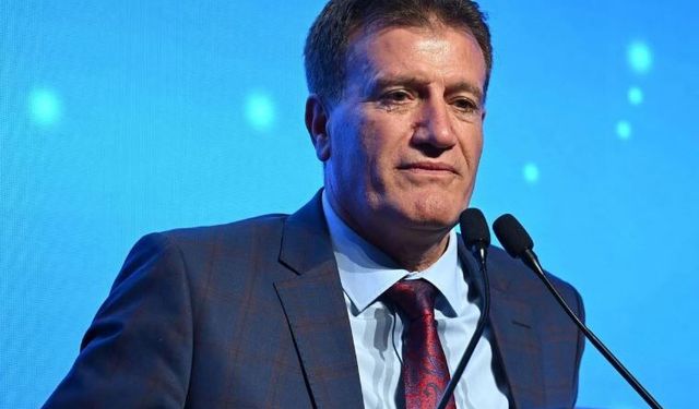 Gemi Faciasının Ardından KKTC Ulaştırma Bakanı Görevden Alındı