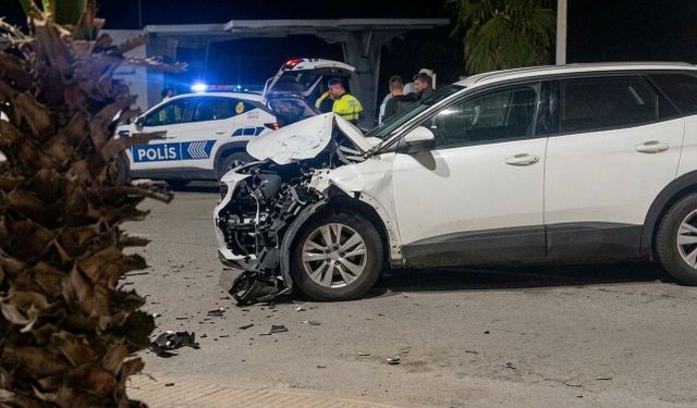 Alanya'da Feci Kaza: Otomobil ile Motosiklet Çarpıştı, Ukraynalı Kadın Hayatını Kaybetti