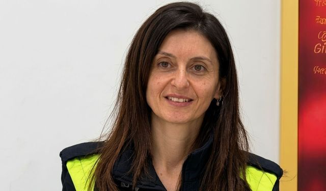 'Trafiğin Ablası' Yasemin Bodur Karasu Polis Beylik Silahıyla Canına Kıydı!