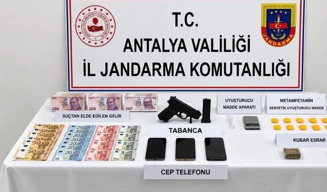 Manavgat’ta Cezaevi Firarisi Ormanda Yakalandı: Aracından Uyuşt*rucu Ve Silah Çıktı