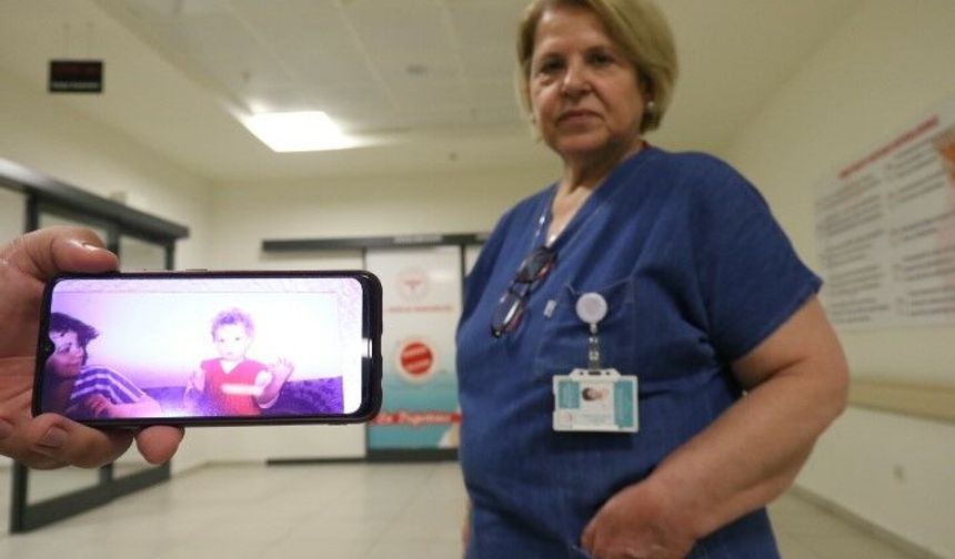 Kaynanasının Eline Doğduğunu Kız İsteme Merasiminde Fark Etti