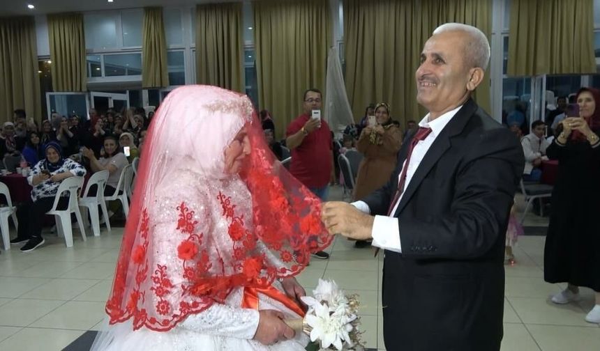 Alanya'da 33 Yıl Sonra Yeniden Gelinlik ve Damatlık: Zamana Meydan Okuyan Aşk!