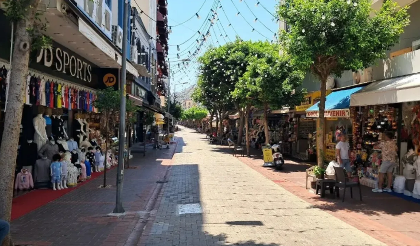 Alanya’da Küçük Esnaf Yeni Vergi Reformuyla İyice Çıkmaza Girdi