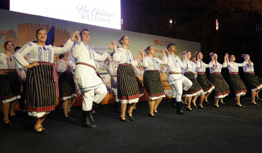 Alanya'da 2 Gün Süren Kültür Şöleni Sona Erdi