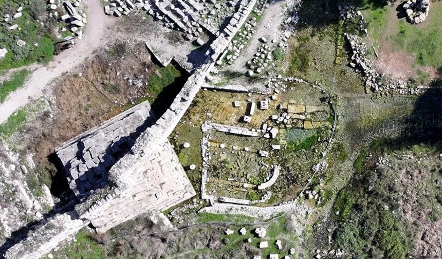 Antalya’da Arkeolojik Keşif: Kayıp Zeus Tapınağı Gün Yüzüne Çıktı