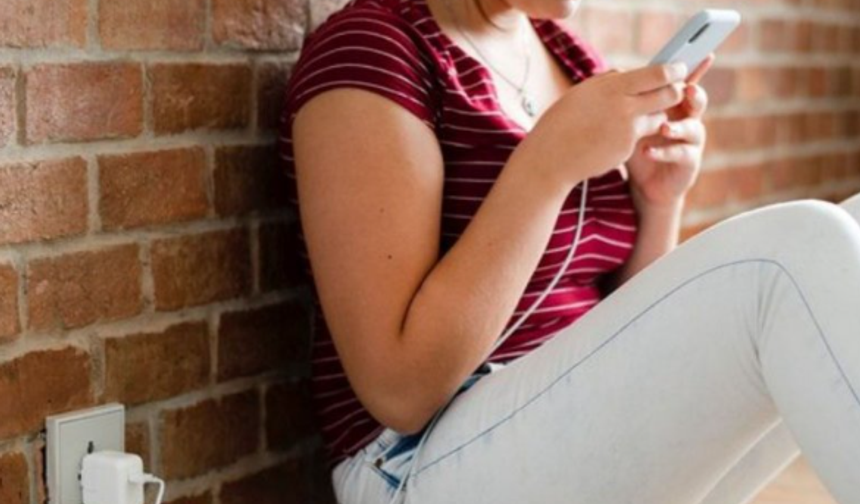 Gece Şarj Alışkanlığı Telefonların Ömrünü Kısaltıyor