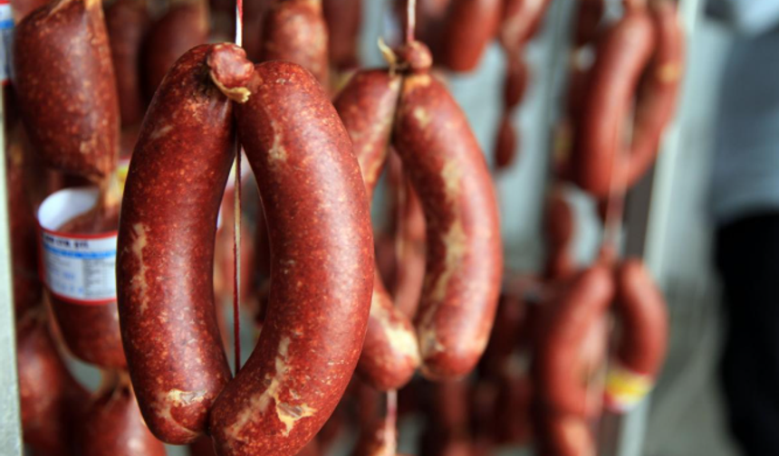 Halk Sağlığı Tehlikede! 11 Sucuk Markasında Hileli Üretim Ortaya Çıktı