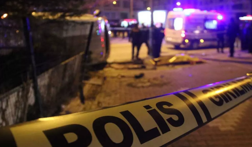 Alanya’da Cami Önünde Acı Olay: Bankta Ölü Bulundu