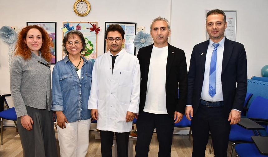 Alanya Eğitim ve Araştırma Hastanesi İlk Uzman Doktorunu Mezun Etti