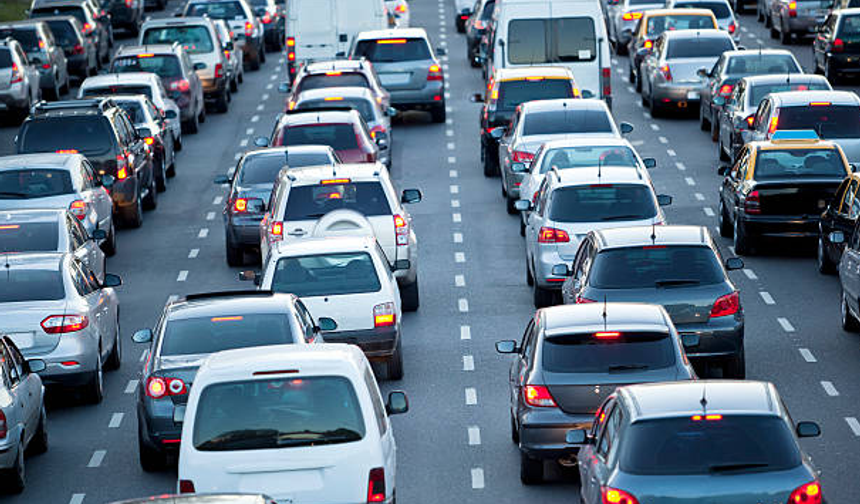 Alanya’da Binlerce Sürücü Riskte: 6 Bin kişi Hâlâ Eski Ehliyet Kullanıyor