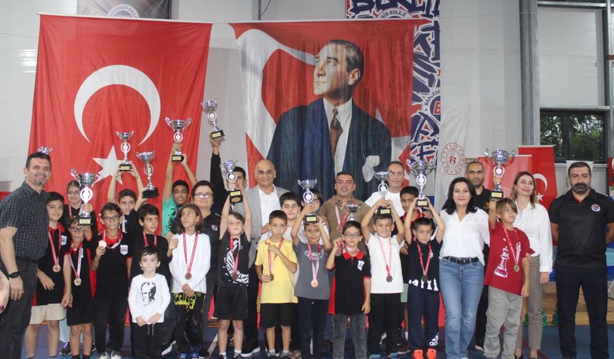 Gazi Mustafa Kemal Atatürk Satranç Turnuvasıyla Anıldı