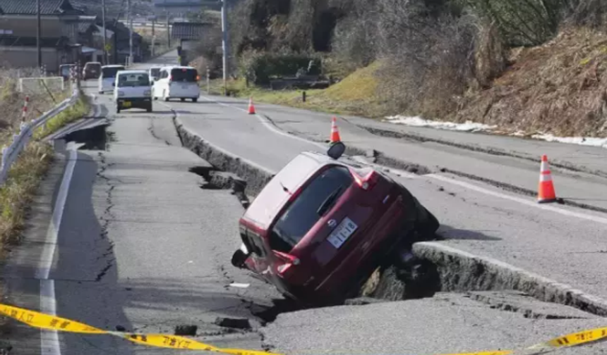 Japonya 7.5’le Sallandı! Yıkılan Tek Bir Bina Yok