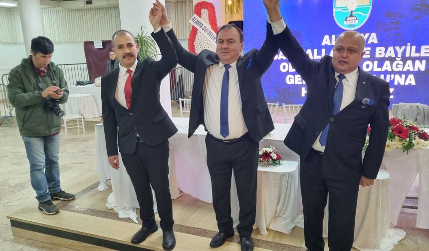 Alanya Bakkallar Odası Seçiminde Yenialp Yeniden Başkan