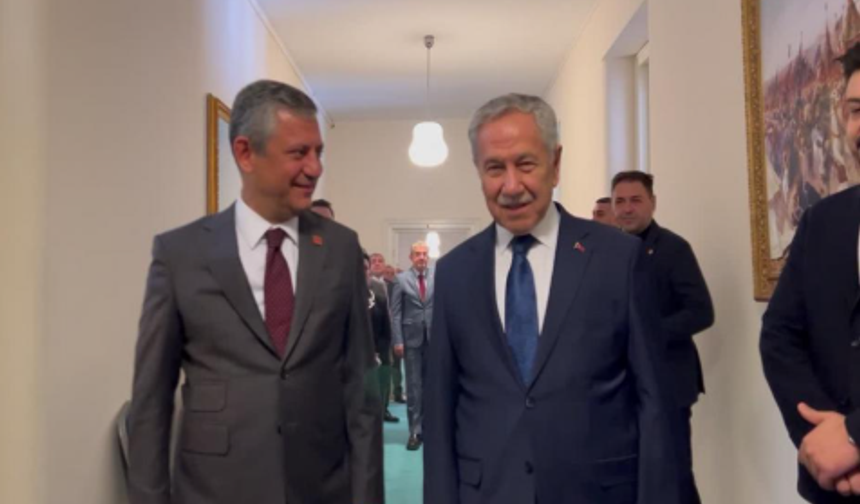 Bülent Arınç ve Özgür Özel'in Görüşmesi Kulisleri Hareketlendirdi