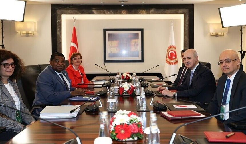 Kurtulmuş, PAB Yönetimiyle İstanbul’daki Genel Kurul Öncesi Görüştü