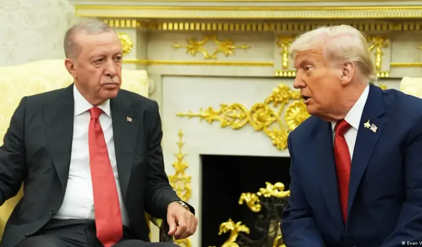 ABD-İran Hattında Diplomasi Sürüyor: Türkiye Arabuluculukta Öne Çıkıyor