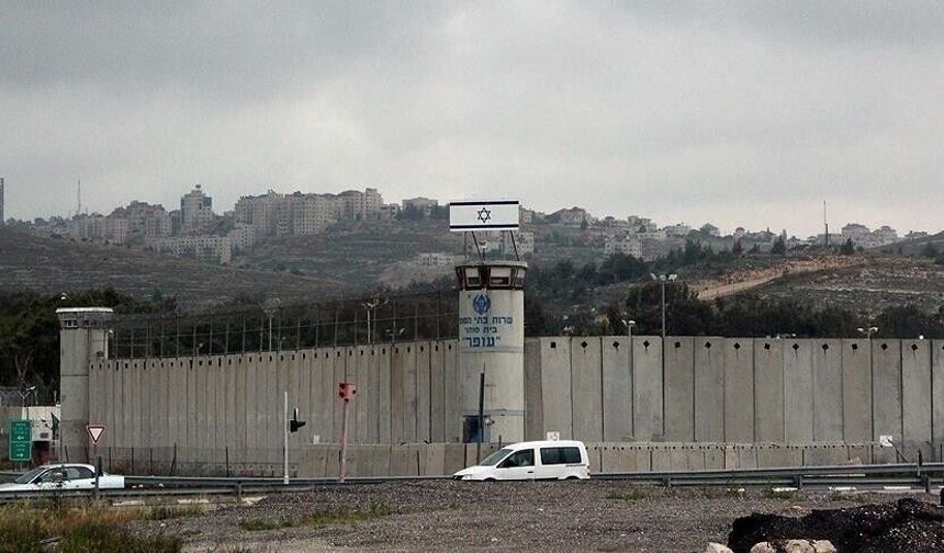 İsrail Hapishanelerinde 9 Bin 600’den Fazla Filistinli: “Koşullar Ağırlaşıyor”