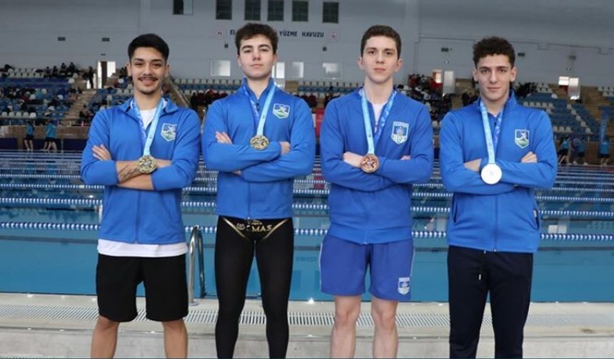 Paletli Yüzme Türkiye Şampiyonası’nda Rekor Kırıldı
