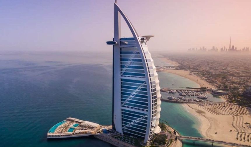 Burj Al Arab 18 Aylık Yenilemeye Giriyor: Turizmde Soru İşaretleri