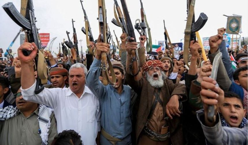 Husilerden Babülmendep Boğazı Uyarısı: “Savaşa Katılanlara Karşılık Veririz”