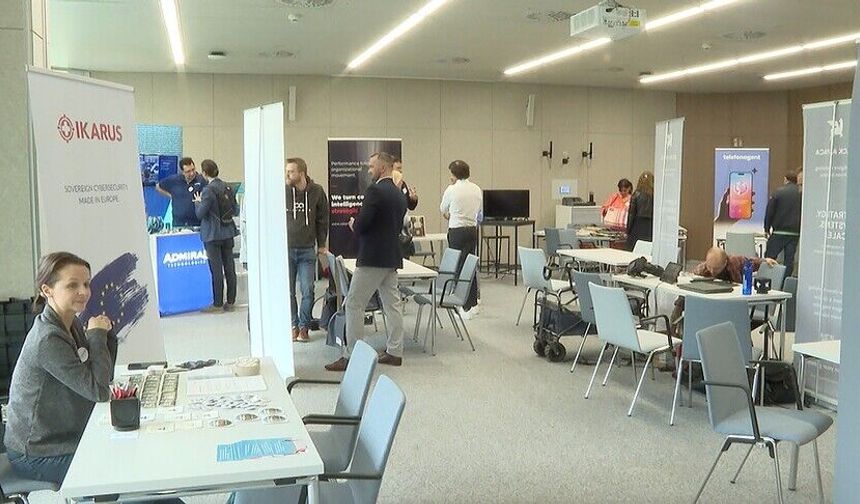 Avrupa’daki Tek Türk Teknoloji Konferansı Road to Global Devam Ediyor