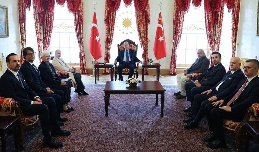 Cumhurbaşkanı Erdoğan, 27 Mayıs Mağdurlarının Aileleriyle Bir Araya Geldi