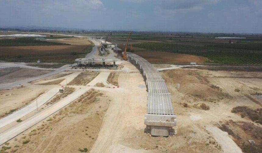 Mersin Limanları Hızlı Trenle Orta Koridor ve Kalkınma Yolu’na Bağlanacak