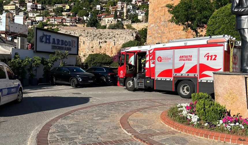 Alanya’da Restoran Mutfağında Yangın Paniği