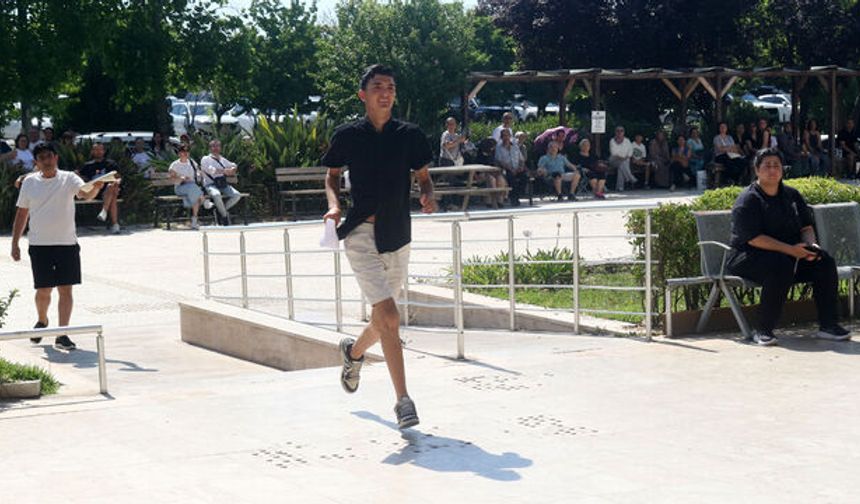 Antalya’da YKS’ye Park Engeli: Geç Kalan Aday Sınava Alınmadı